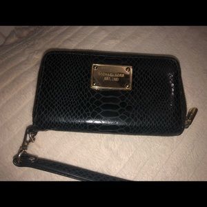 Michael Kors wristlet